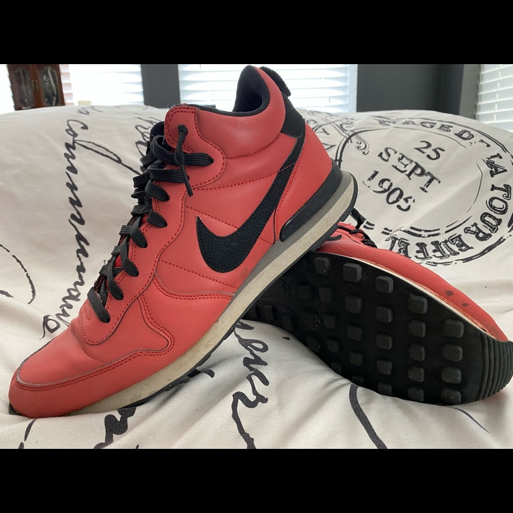 Nike Internationalist Qs Mid Red 3M Reflective Size 12M